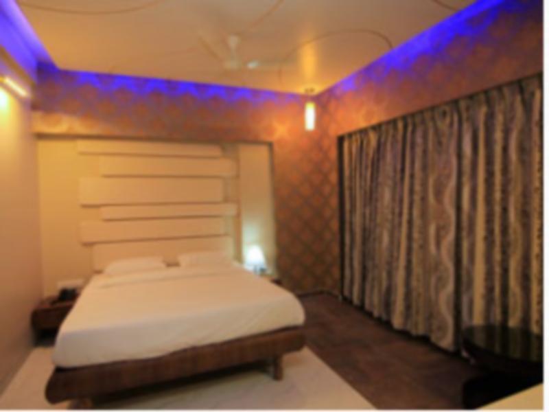 Hotel Sai Dharam Palace Shirdi Exterior foto